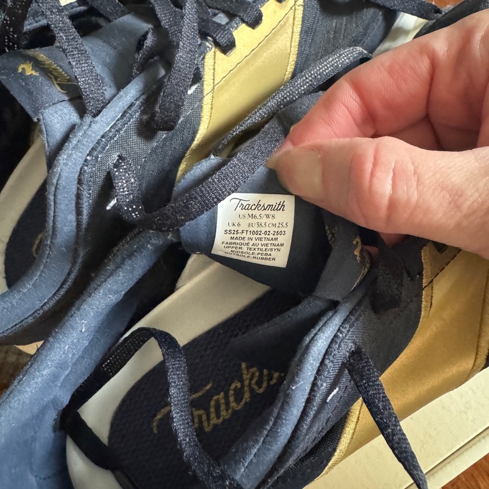Tracksmith Navy and Beige Sneakers Worn Once - Picture 7 of 7